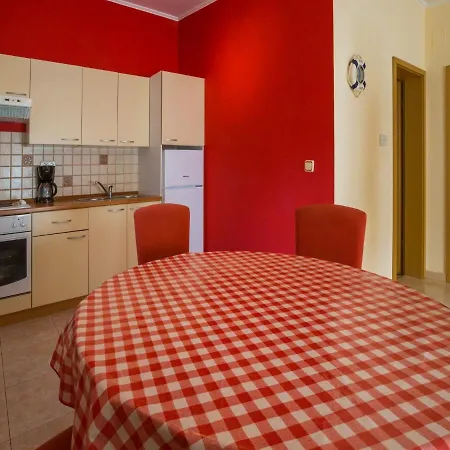 Novakovic 518 Crikvenica